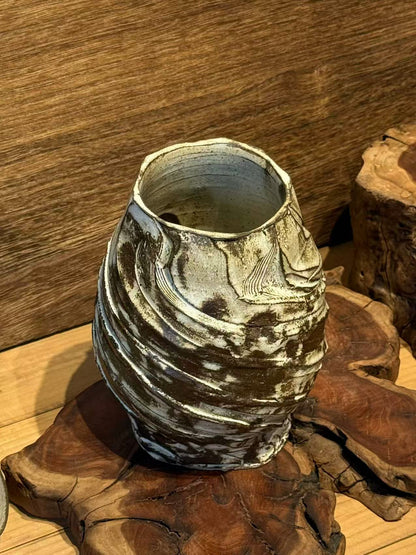 Ridgeform Vase