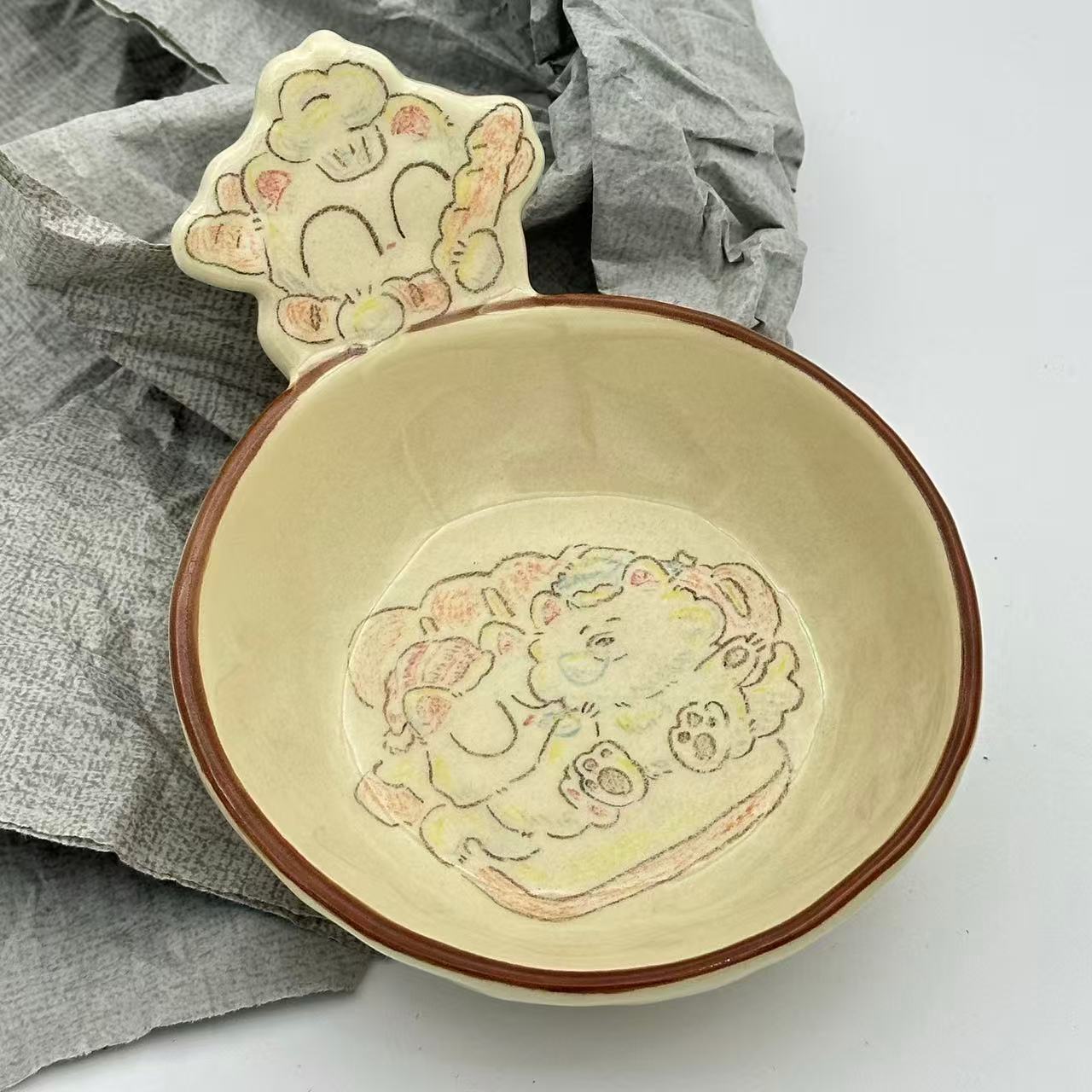 Fluffy Friends Bowl
