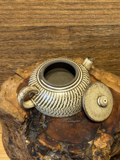 Horizon Teapot